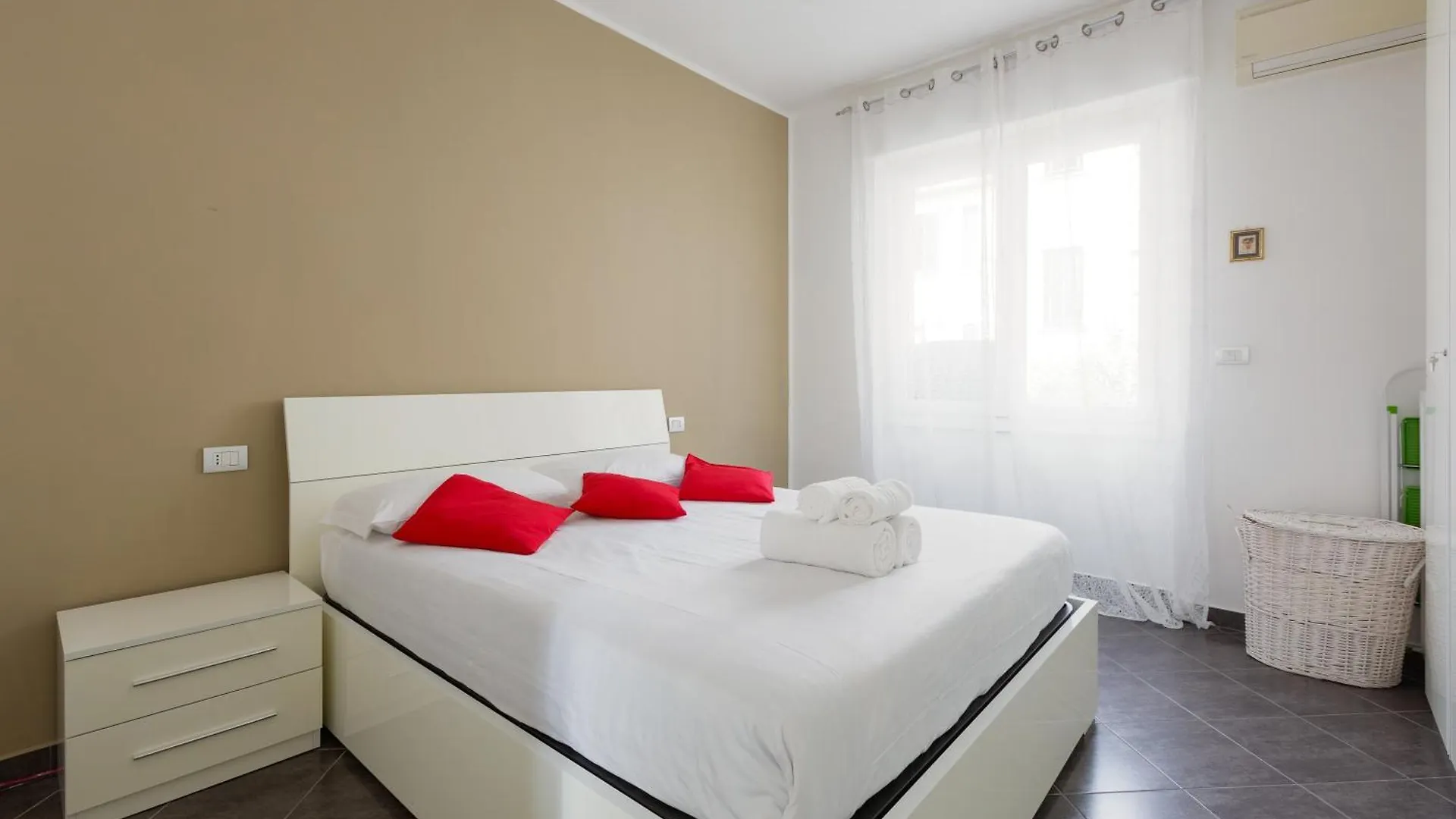 Milano-Nolo Balcony Apartment Italy